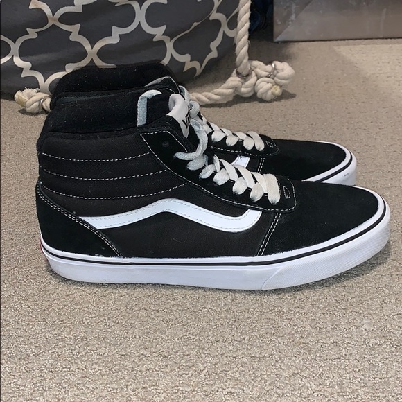 Vans - Picture 2 of 5